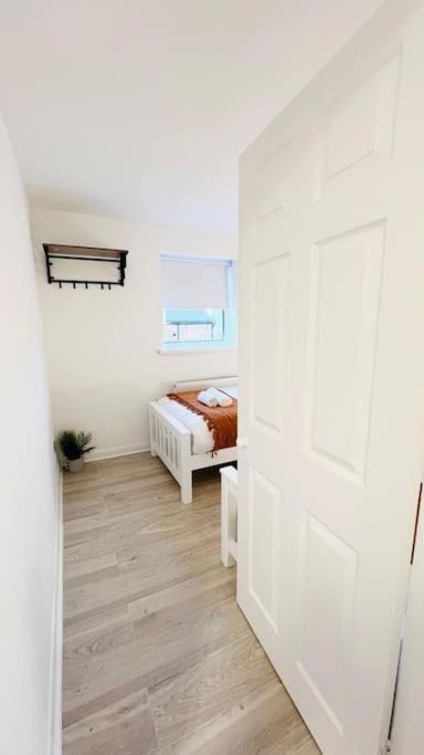 New Fully Furnished Cosy Home Balderton 外观 照片